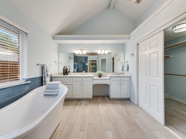 907  Sunpoint Circle , Rockwall Texas 75087
