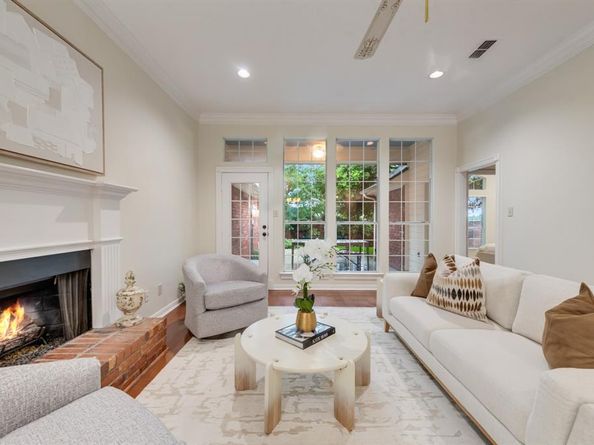 907  Sunpoint Circle , Rockwall Texas 75087