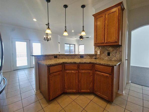 6468  Regina Drive , Fort Worth Texas 76131