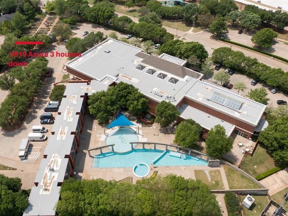 3810  Azure Lane , Addison Texas 75001