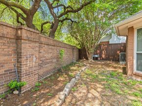 3810  Azure Lane , Addison Texas 75001