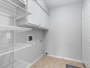 3810  Azure Lane , Addison Texas 75001