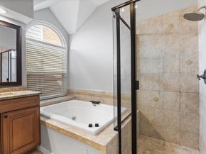 3810  Azure Lane , Addison Texas 75001