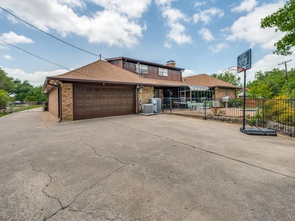 1305  Juneau Court , Fort Worth Texas 76116