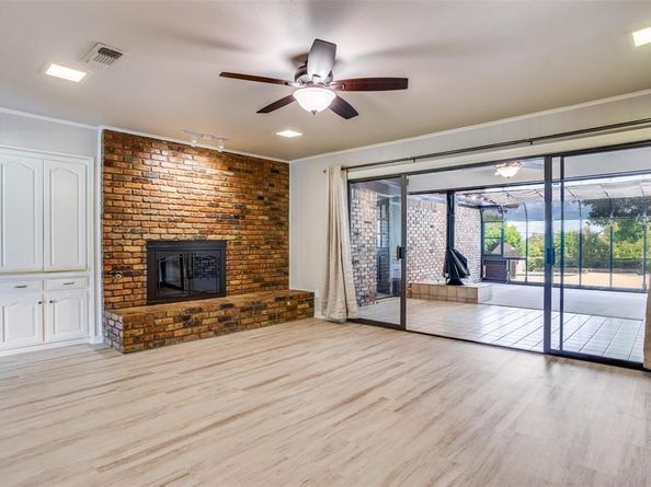 1305  Juneau Court , Fort Worth Texas 76116