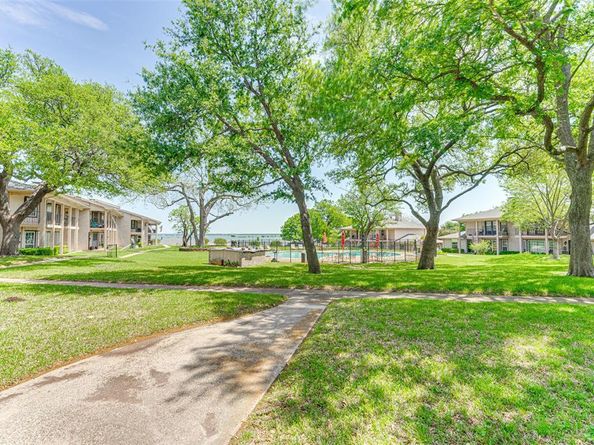 5808  Marina Drive  13, Garland Texas 75043