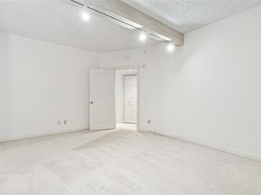 5200  Keller Springs Road  821, Dallas Texas 75248