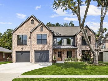 8638  Lockhaven Drive 