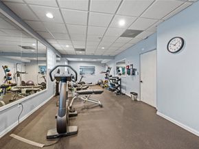 2305  Worthington Street  328, Dallas Texas 75204