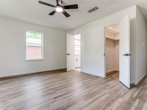 425  Ridgecrest Drive , Hurst Texas 76053