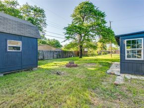 425  Ridgecrest Drive , Hurst Texas 76053