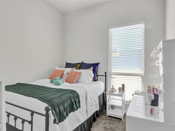 1124  Spanish Moss Drive , Savannah Texas 76227