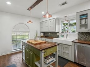 1405  Carriage Lane , Garland Texas 75043