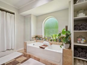 1405  Carriage Lane , Garland Texas 75043