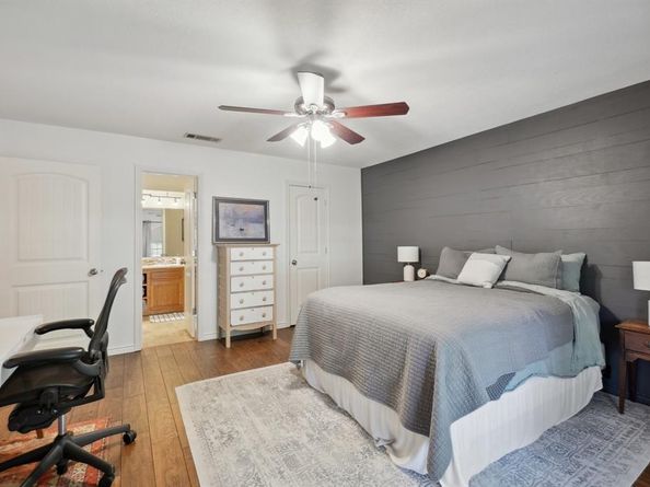 1405  Carriage Lane , Garland Texas 75043
