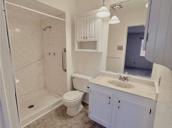 2005 W Sandra Lane , Grand Prairie Texas 75052