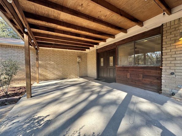 2005 W Sandra Lane , Grand Prairie Texas 75052