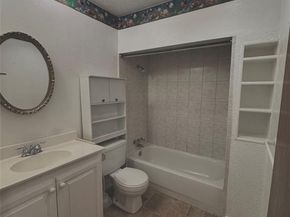 2005 W Sandra Lane , Grand Prairie Texas 75052