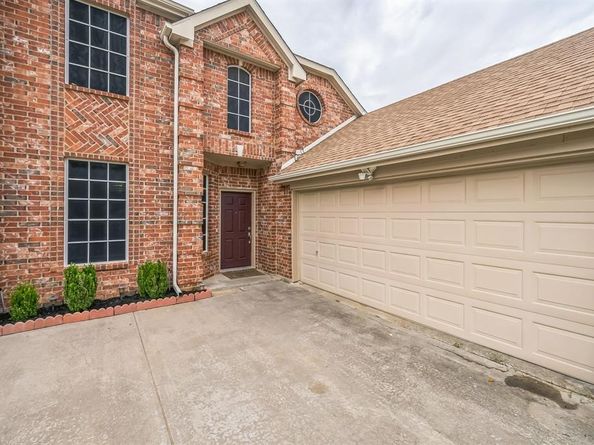 611  Bristlecone Drive , Arlington Texas 76018