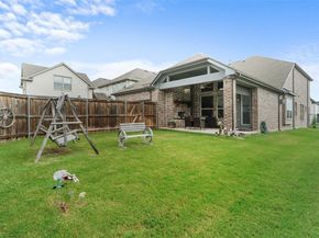 1401  Birds Fort Trail , Arlington Texas 76005