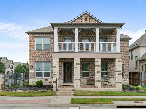 1401  Birds Fort Trail , Arlington Texas 76005