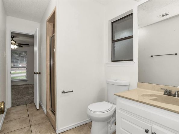 2712  Lincoln Drive , Arlington Texas 76006