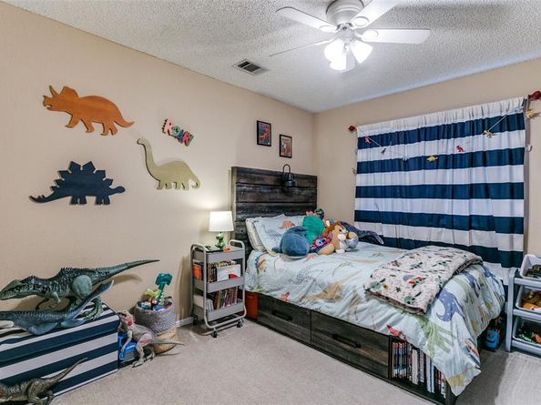1305  Pawnee Trail , Carrollton Texas 75007