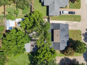 119 N Willow Street , Mansfield Texas 76063