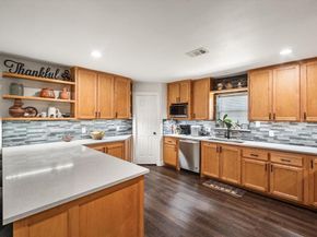 119 N Willow Street , Mansfield Texas 76063