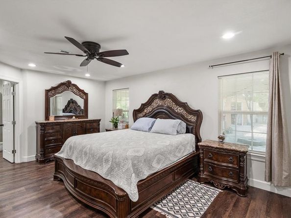 119 N Willow Street , Mansfield Texas 76063