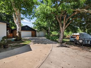 119 N Willow Street , Mansfield Texas 76063