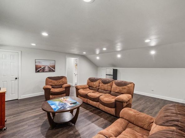 119 N Willow Street , Mansfield Texas 76063