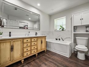 119 N Willow Street , Mansfield Texas 76063