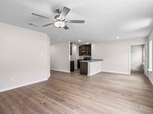 4079  Lava Forest Drive , Dallas Texas 75241