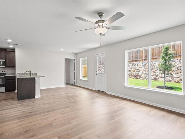 4079  Lava Forest Drive , Dallas Texas 75241