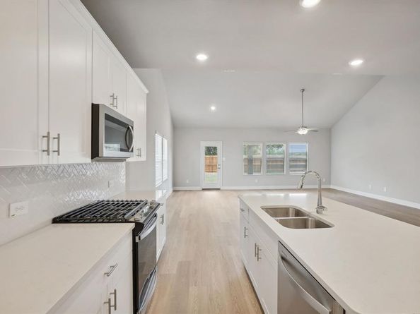 6601  Creek Edge Circle , Fort Worth Texas 76036