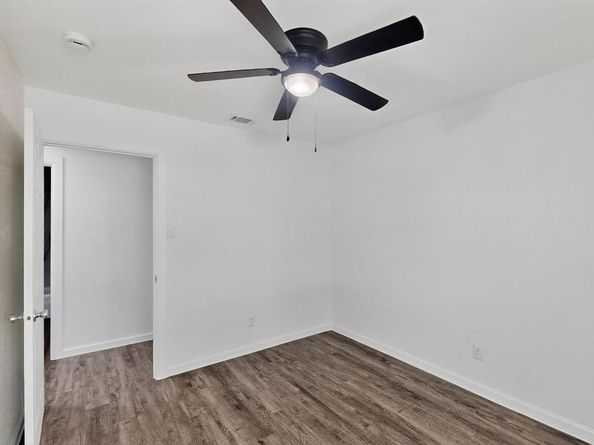 205 E Kearney Street , Mesquite Texas 75149