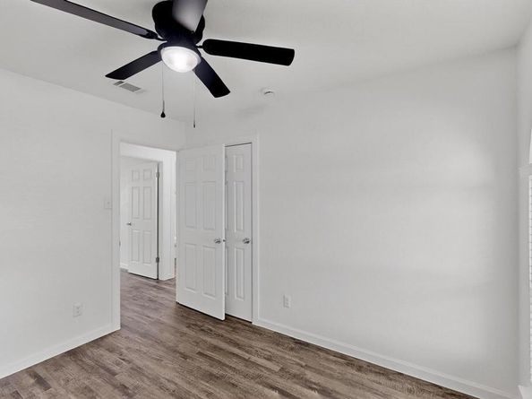 205 E Kearney Street , Mesquite Texas 75149