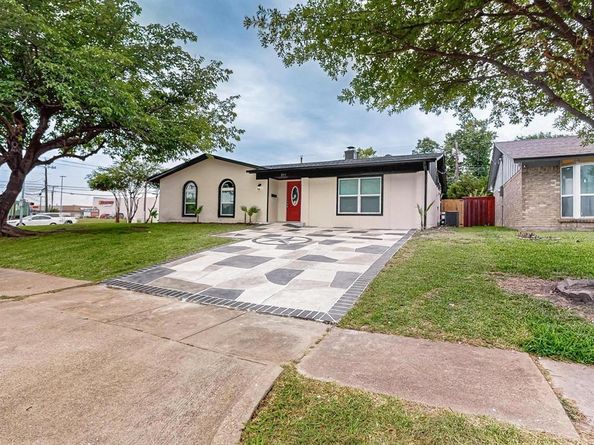 205 E Kearney Street , Mesquite Texas 75149