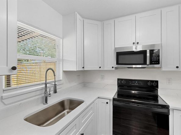 205 E Kearney Street , Mesquite Texas 75149