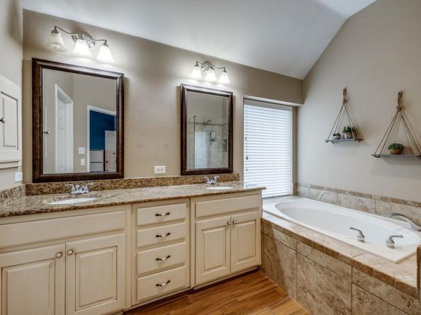 2616  Edgefield Trail , Mansfield Texas 76063
