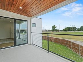 4033  Ivanhoe Lane , Dallas Texas 75212