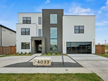 4033  Ivanhoe Lane 