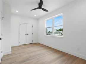 4033  Ivanhoe Lane , Dallas Texas 75212