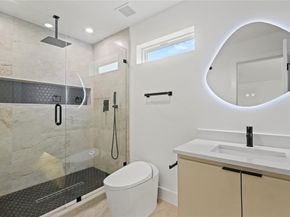 4033  Ivanhoe Lane , Dallas Texas 75212