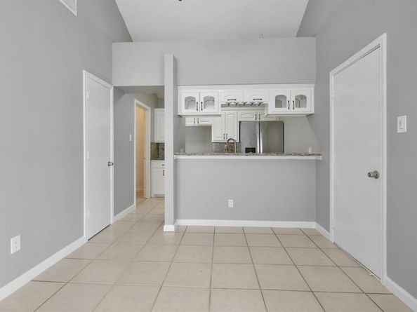 10255  Carolina Oaks Drive , Dallas Texas 75227