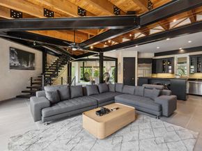 2927  Magnolia Hill Court , Dallas Texas 75201