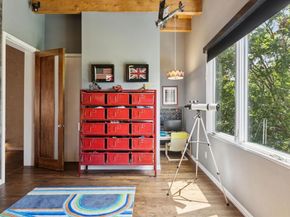 2927  Magnolia Hill Court , Dallas Texas 75201
