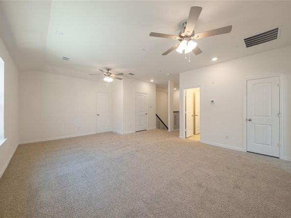 852  Jacquelyn Drive , Little Elm Texas 75068