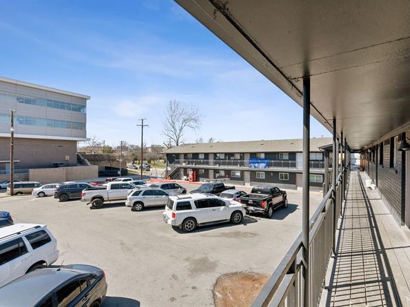 308 E 8th Street , Dallas Texas 75203